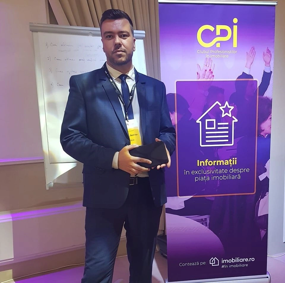 Consultant Imobiliar Ovidiu Lazarescu - Agent Imobiliar - Broker Imobiliar - Trainer - Formator acreditat